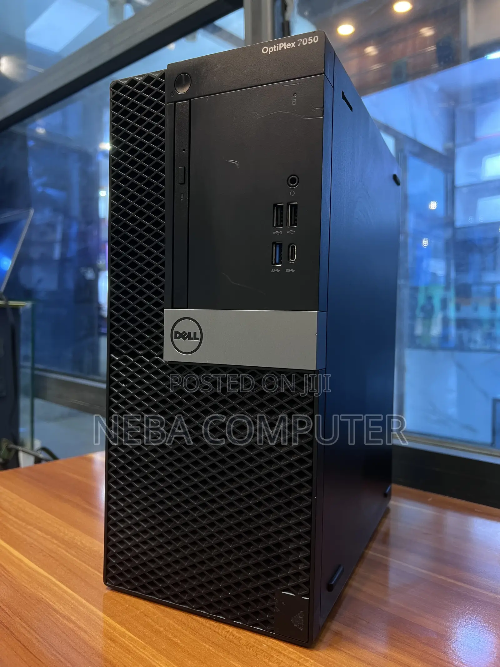 Desktop Computer Dell OptiPlex 7050 16GB Intel Core i5 SSD 256GB