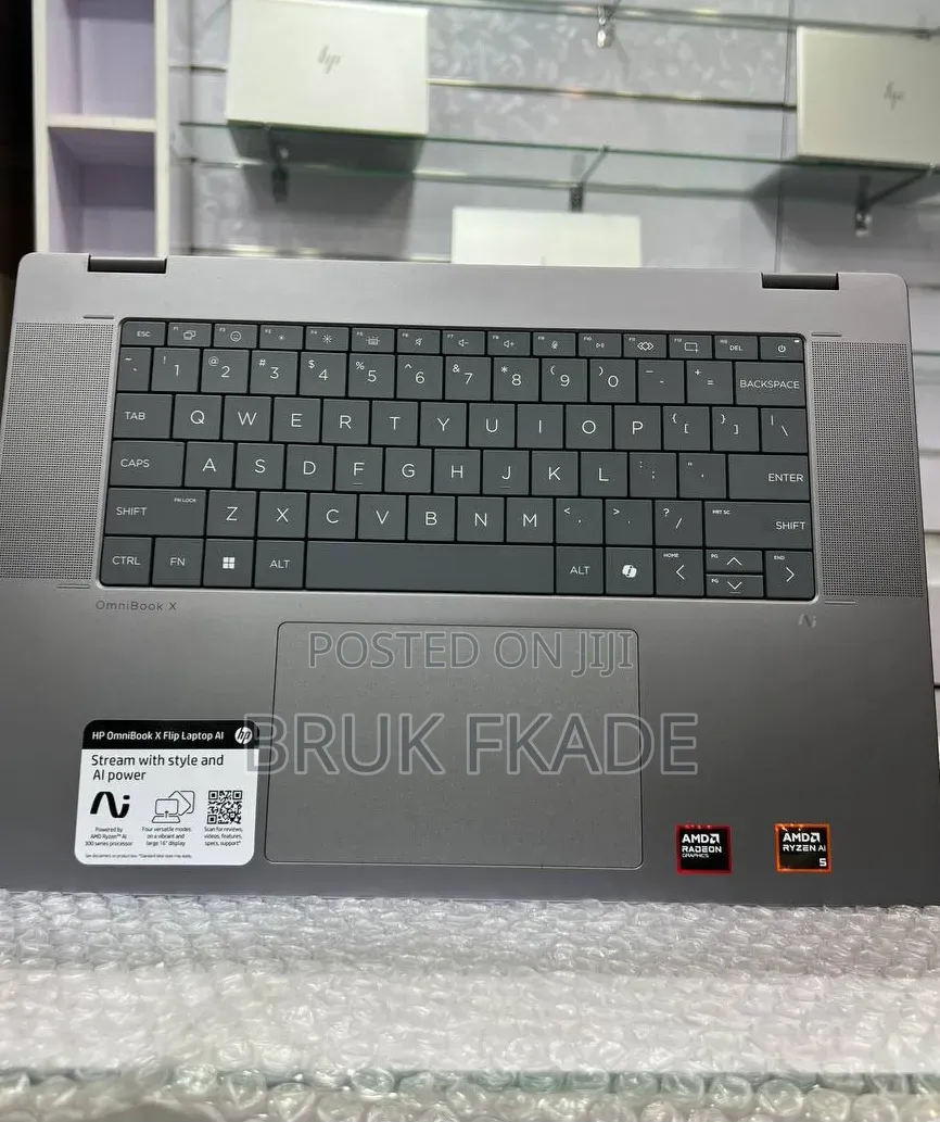 New Laptop HP OmniBook Ultra Flip 16" 16GB AMD Ryzen 5 SSD 512GB