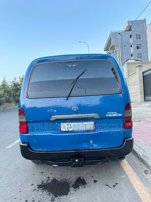 Toyota HiAce 1999 Blue