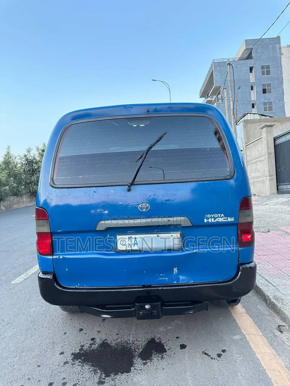 Toyota HiAce 1999 Blue