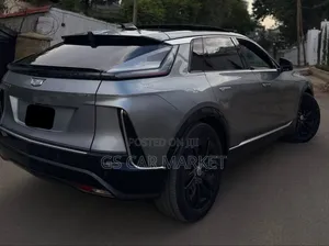 Cadillac Lyriq 2023 Teal