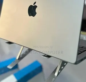 New Laptop Apple MacBook Pro 2020 M1 16GB Apple M1 SSD 512GB