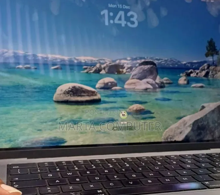 New Laptop Apple MacBook Pro 2020 M1 16GB Apple M1 SSD 512GB