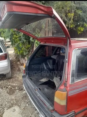 Toyota Corolla 1.3 Hatchback 1988 Red