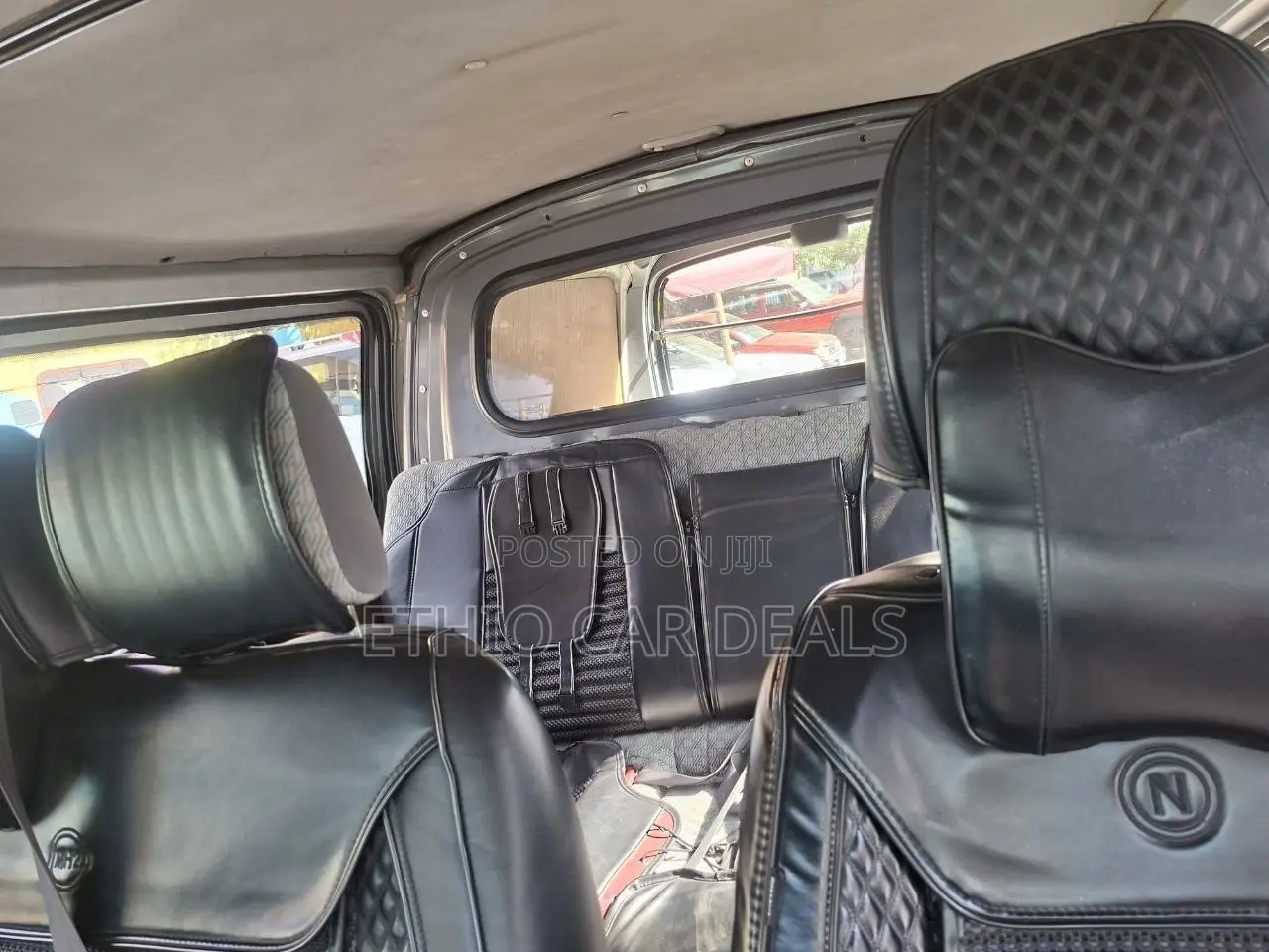 Toyota HiAce 2006 Silver