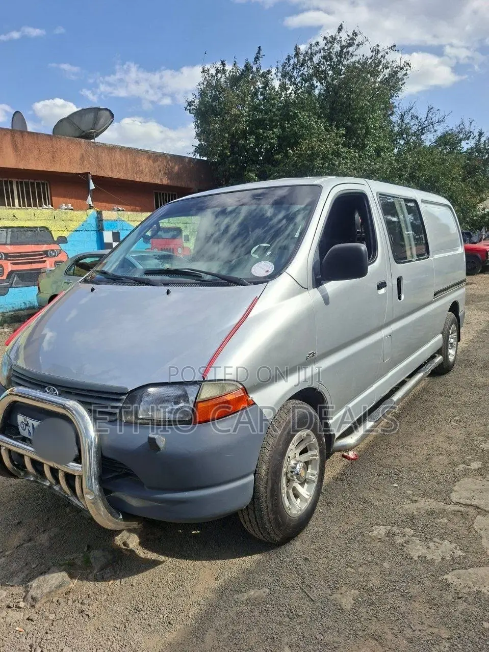 Toyota HiAce 2006 Silver