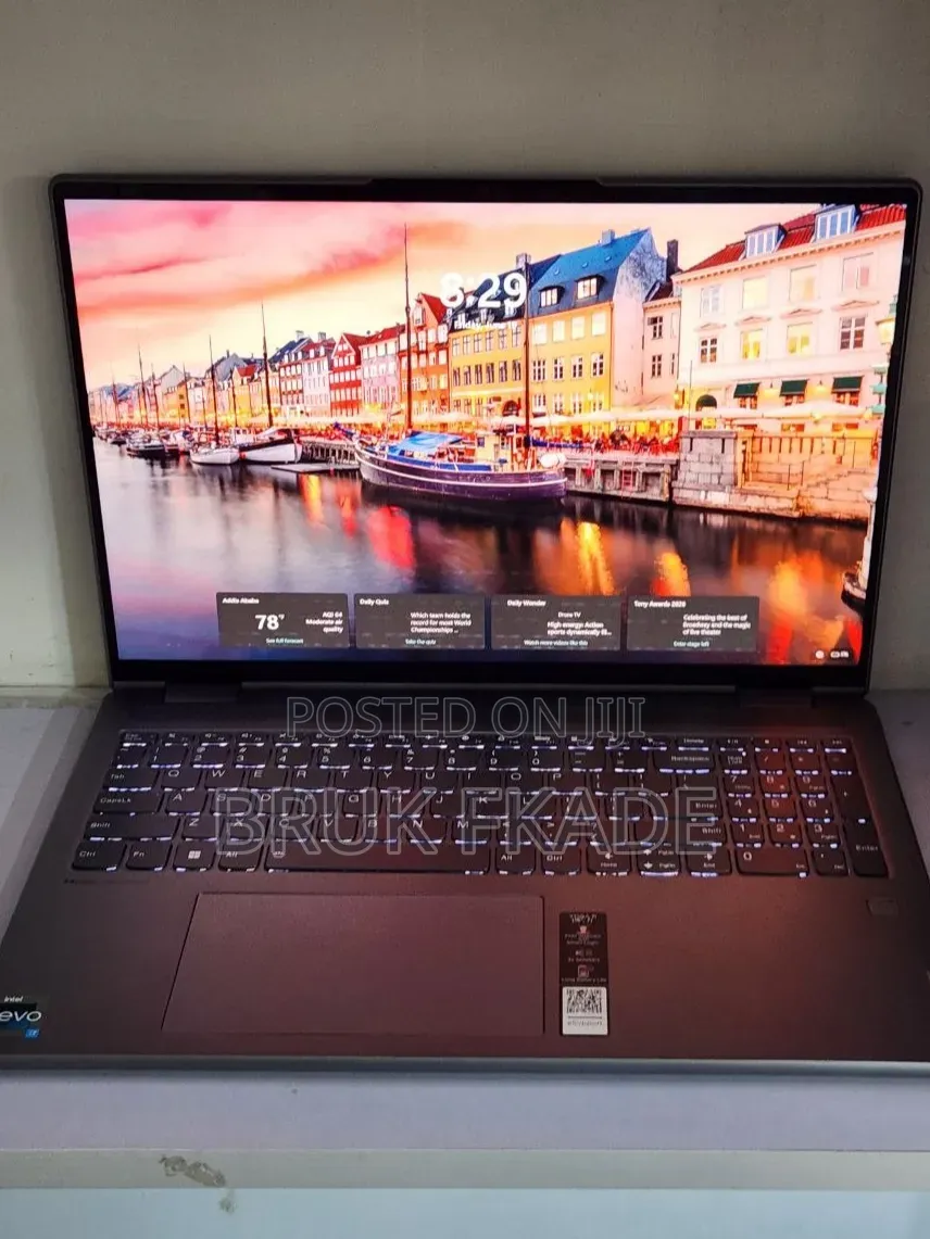 New Laptop Lenovo Yoga 7i 16GB Intel Core i7 SSD 512GB