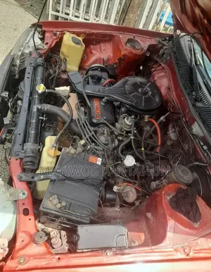 Toyota Corolla 1.3 Hatchback 1988 Red
