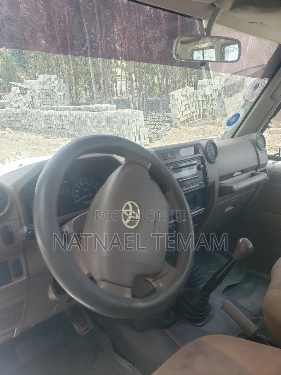 Toyota Land Cruiser 2011 White