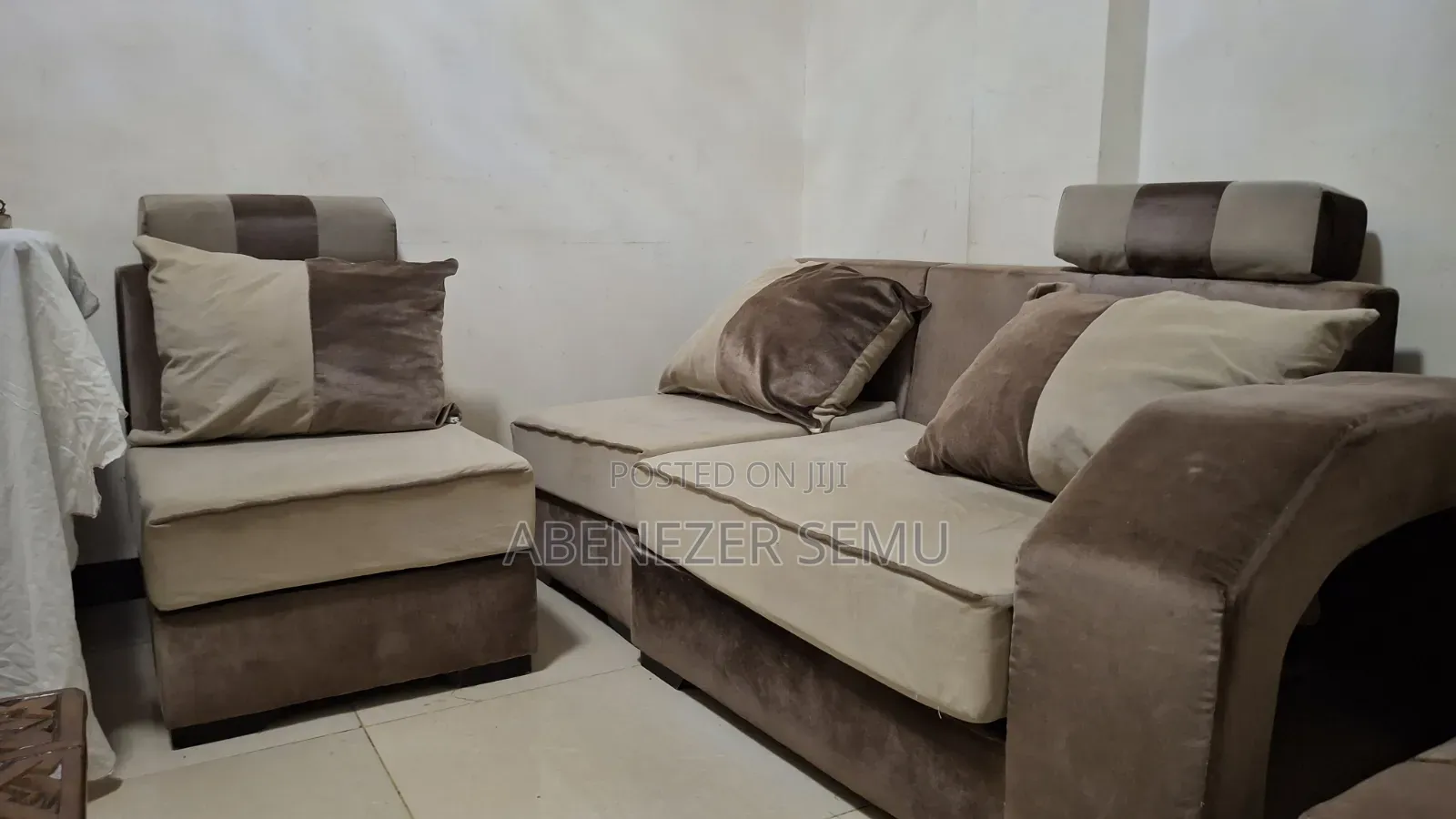 8-Seat Sofa With Table – Good Condition