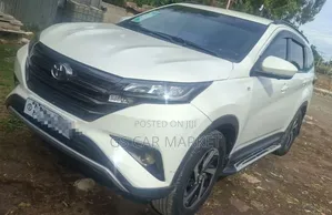Toyota Rush 1.5 RWD 2021 White