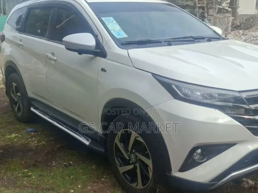 Toyota Rush 1.5 RWD 2021 White