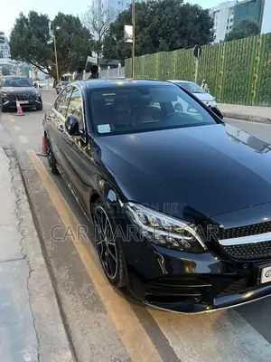Mercedes-Benz C200 2019 Black