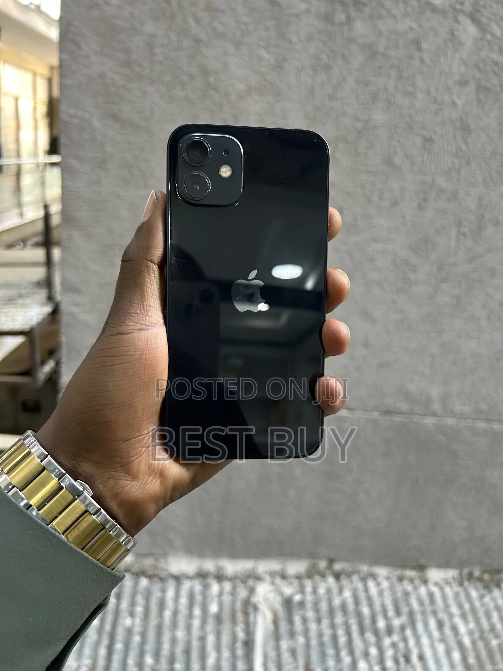 New Apple iPhone 12 64 GB Black