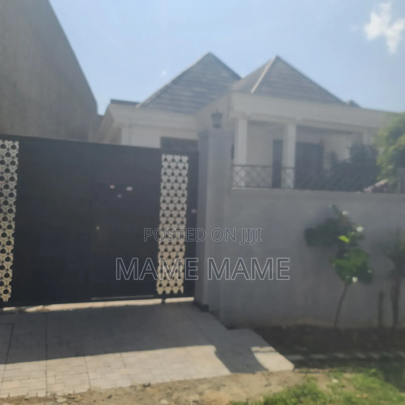 5bdrm Villa in Addis Abeba, Bole for sale