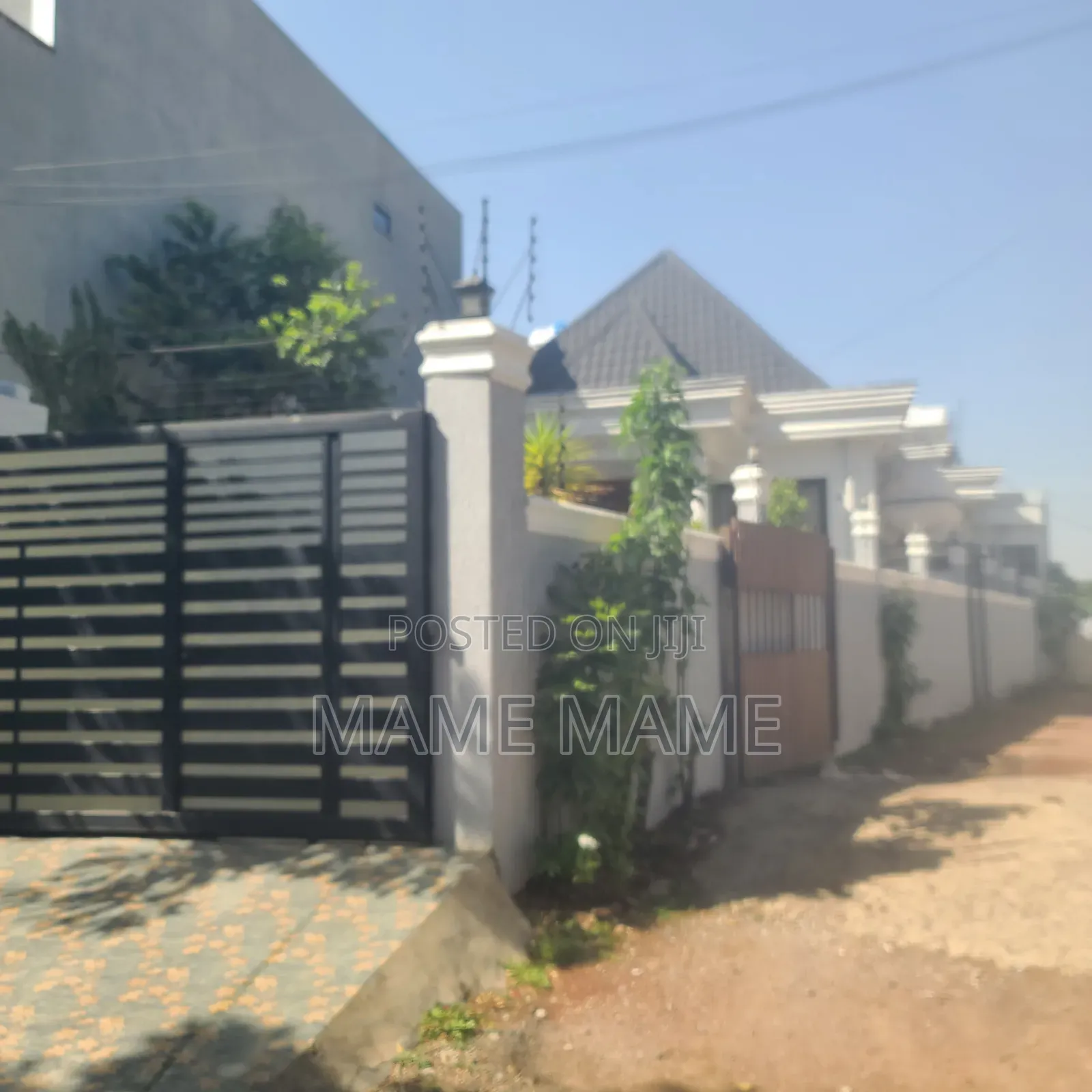5bdrm Villa in Addis Abeba, Bole for sale