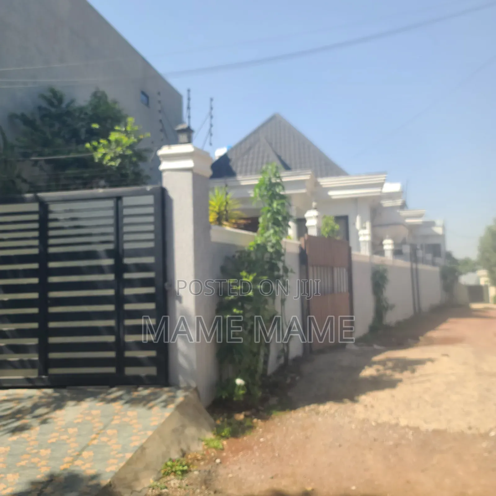 5bdrm Villa in Addis Abeba, Bole for sale
