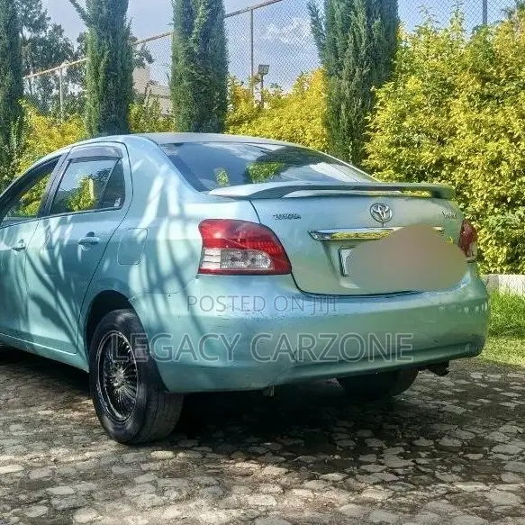 Toyota Yaris 2008 Green