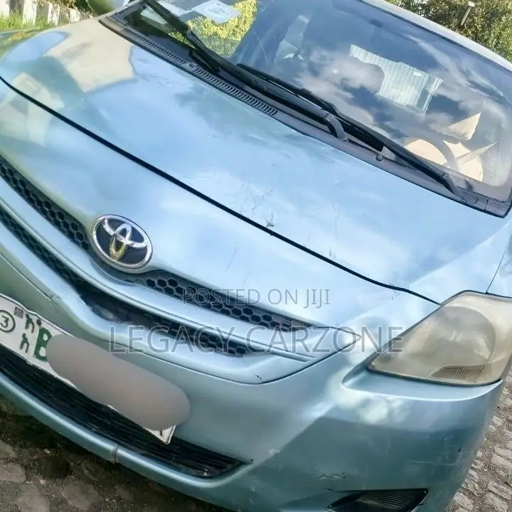 Toyota Yaris 2008 Green