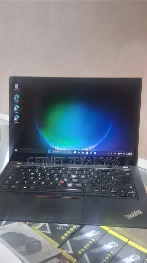 New Laptop Lenovo ThinkPad T480s 16GB Intel Core i5 SSD 256GB