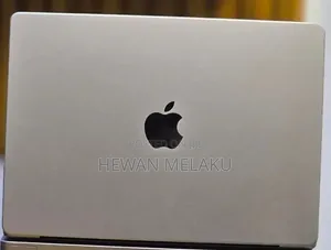 New Laptop Apple MacBook ProM1 16GB Apple M1 Pro SSD 512GB