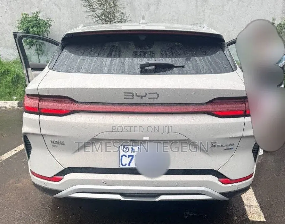 BYD Song Plus 2025 White