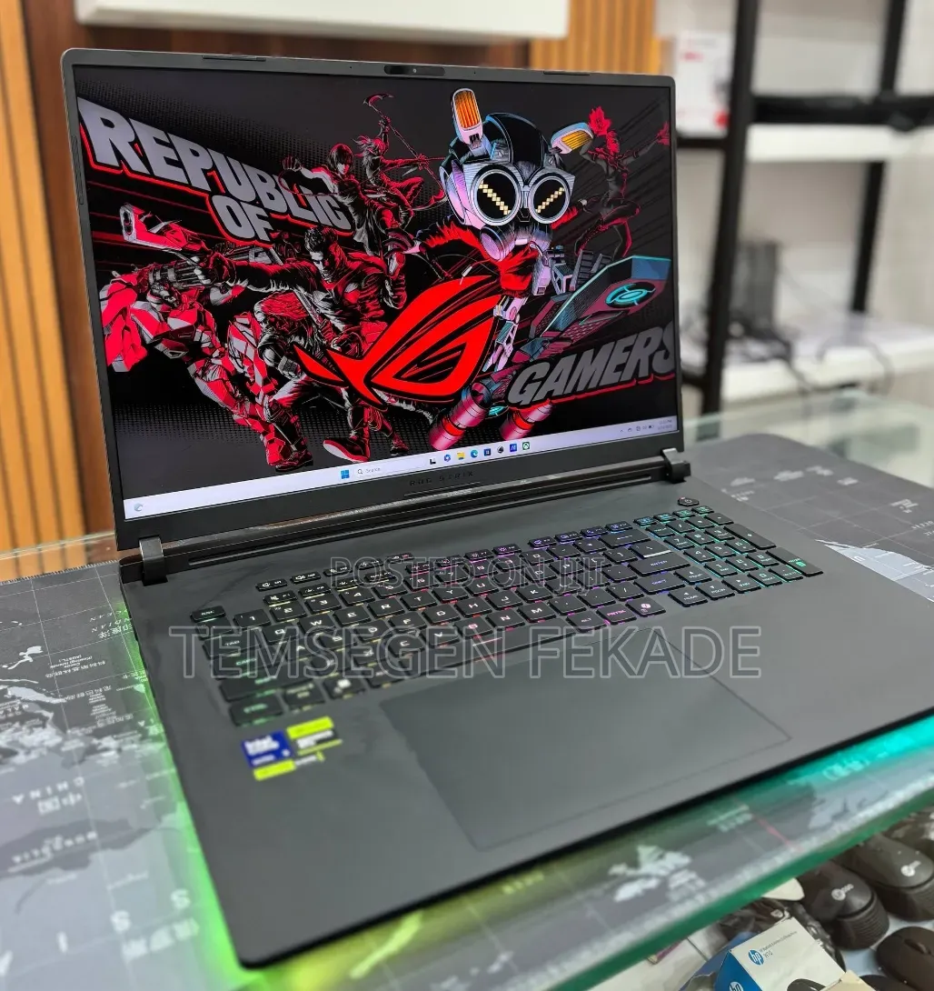 New Laptop Asus ROG Strix G17 32GB Intel Core Ultra 9 SSD 2T