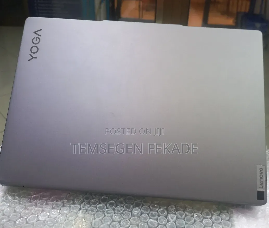 New Laptop Lenovo 32GB AMD Ryzen 7 SSD 1T