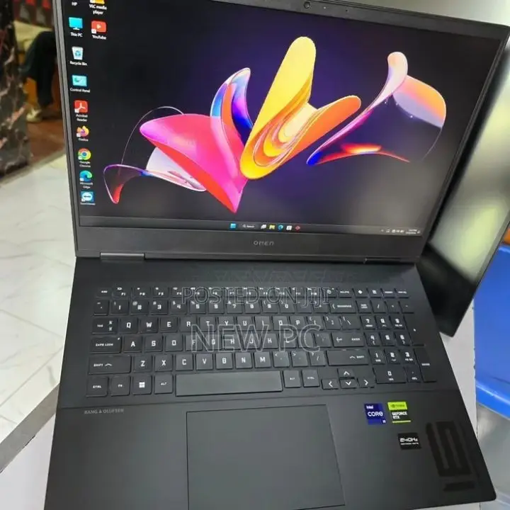 New Laptop HP Omen Max 16 32GB Intel Core Ultra 9 SSD 2T