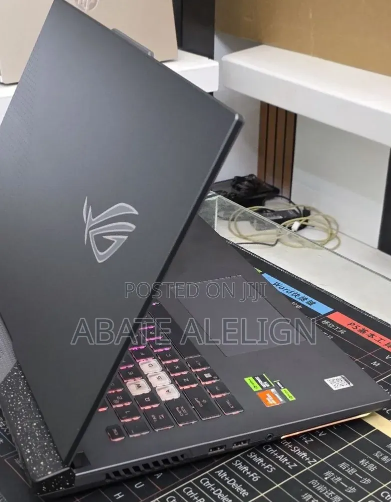 New Laptop Asus ROG Strix G15 16GB AMD Ryzen 9 SSD 1T