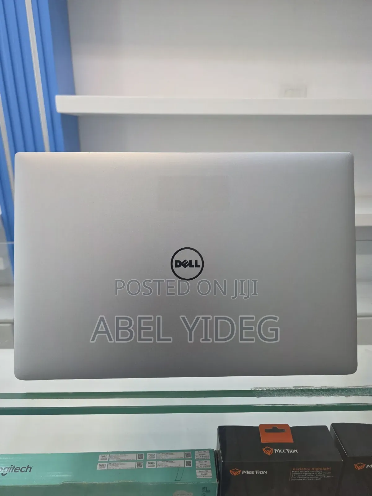 New Laptop Dell Precision 5540 16GB Intel Xeon SSD 512GB