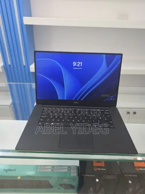 New Laptop Dell Precision 5540 16GB Intel Xeon SSD 512GB
