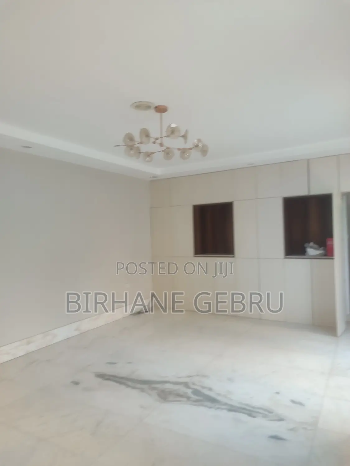 Vila House Rent for Resturant Cafe Show Room Car Washing and Other