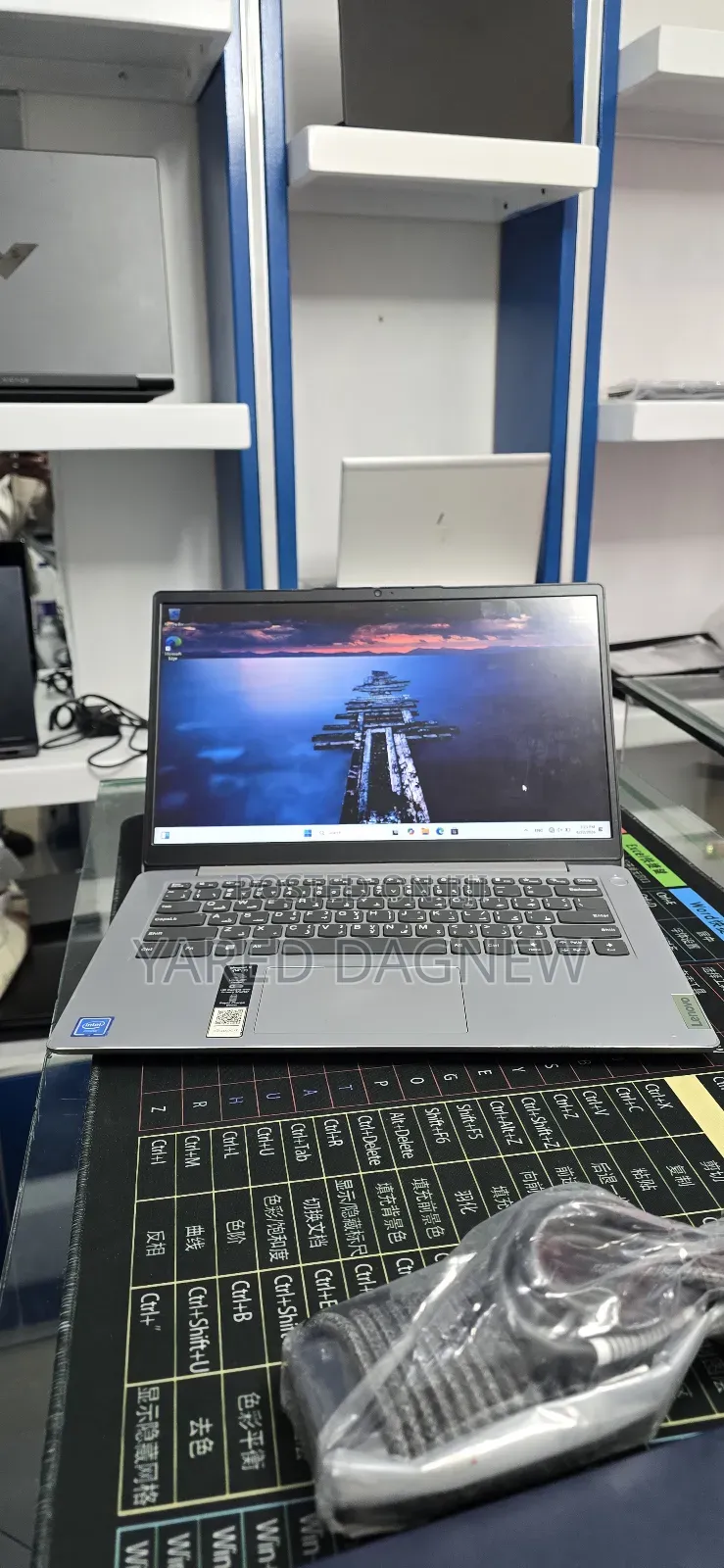New Laptop Lenovo Ideapad 3 4GB Intel SSD 128GB