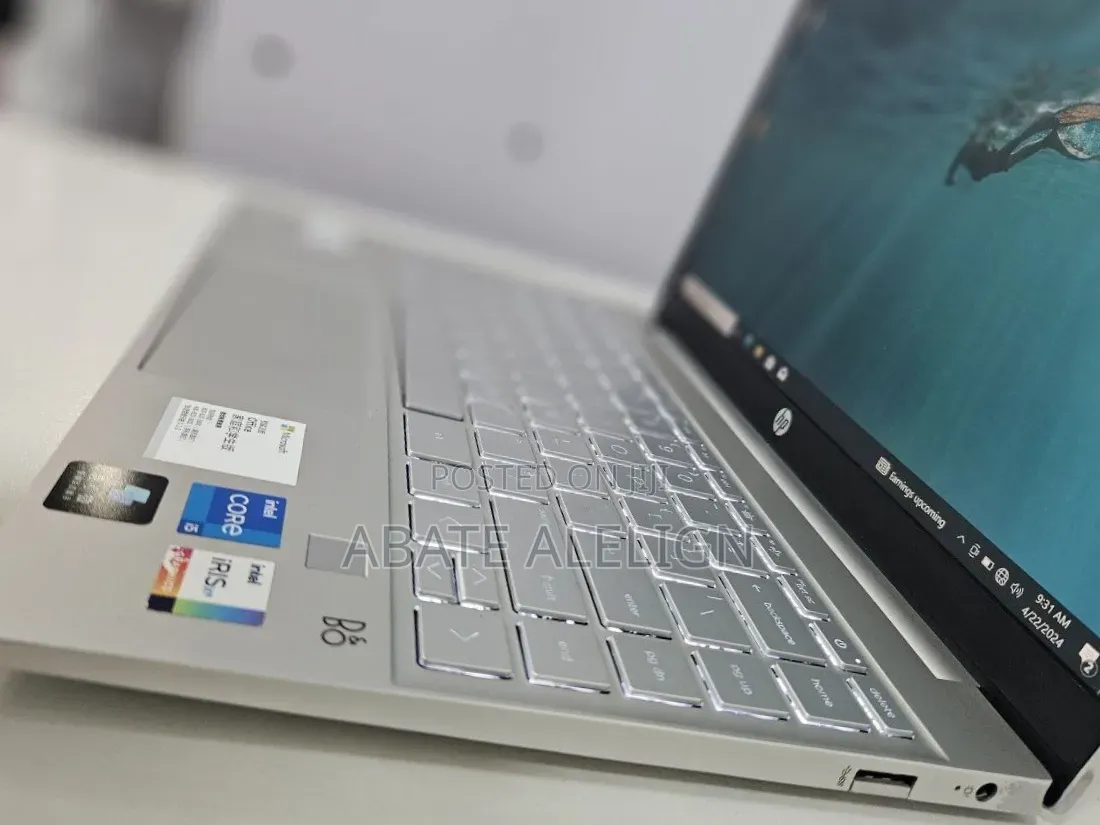 New Laptop HP Pavilion 14 8GB Intel Core i5 SSD 512GB