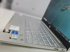 New Laptop HP Pavilion 14 8GB Intel Core i5 SSD 512GB