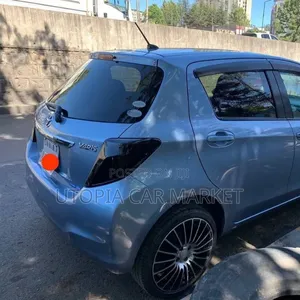 Toyota Yaris 2012