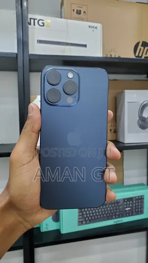 New Apple iPhone 15 Pro Max 256 GB Blue