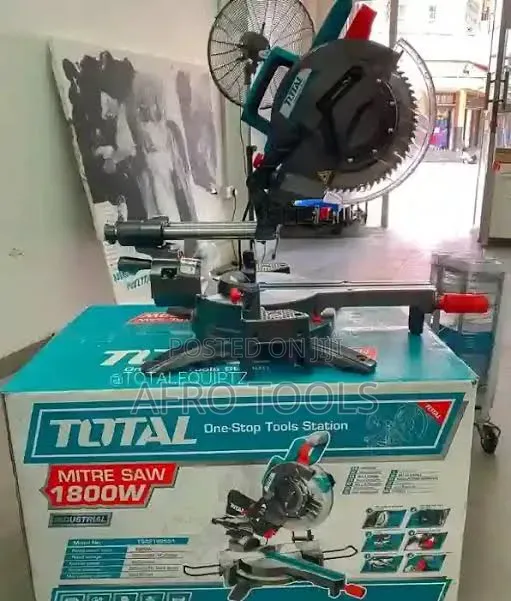1800w Total Sliding Meter Saw