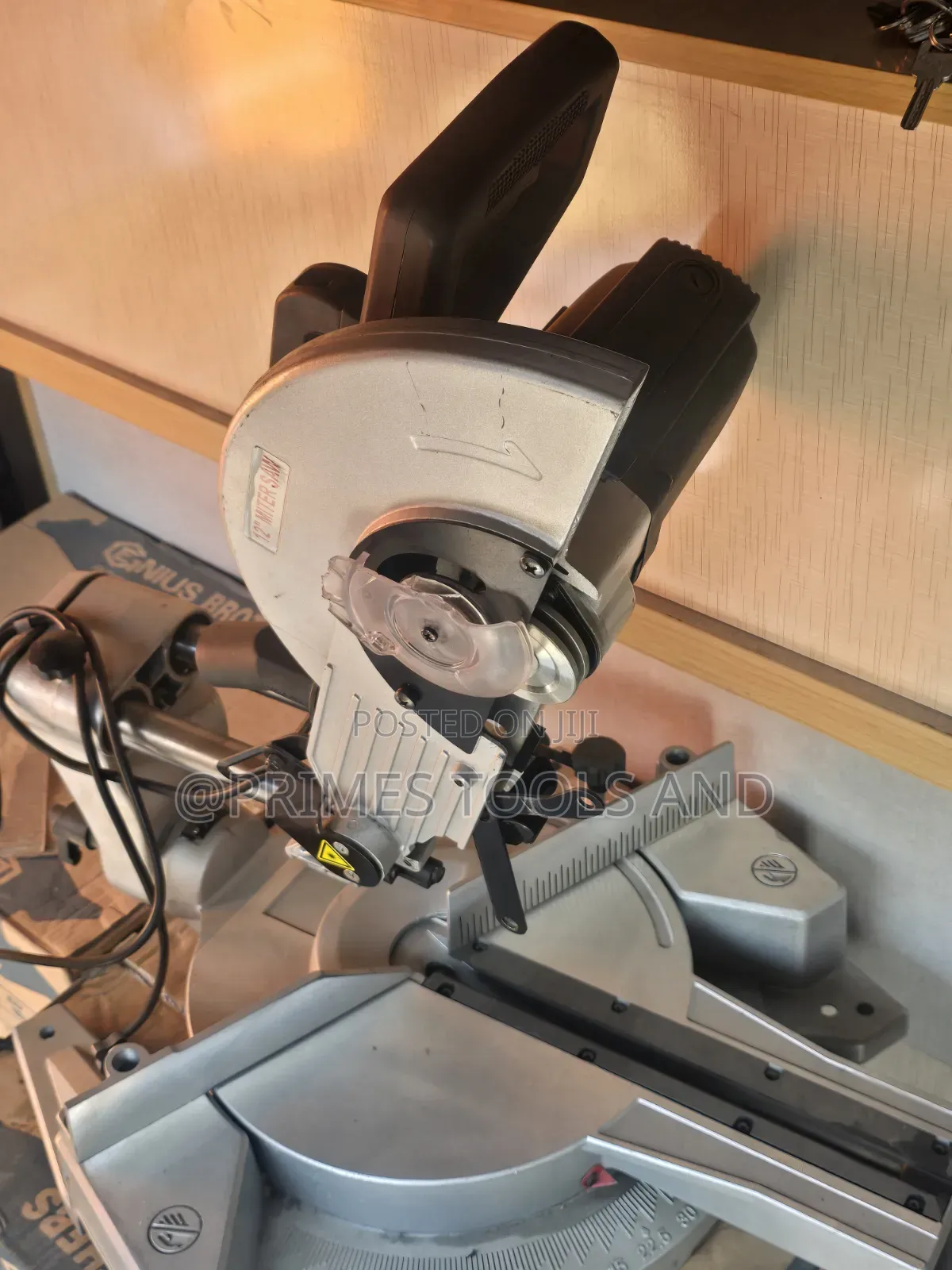 Makita Mitre Saw | Precision Wood Cutting Machine | Professional