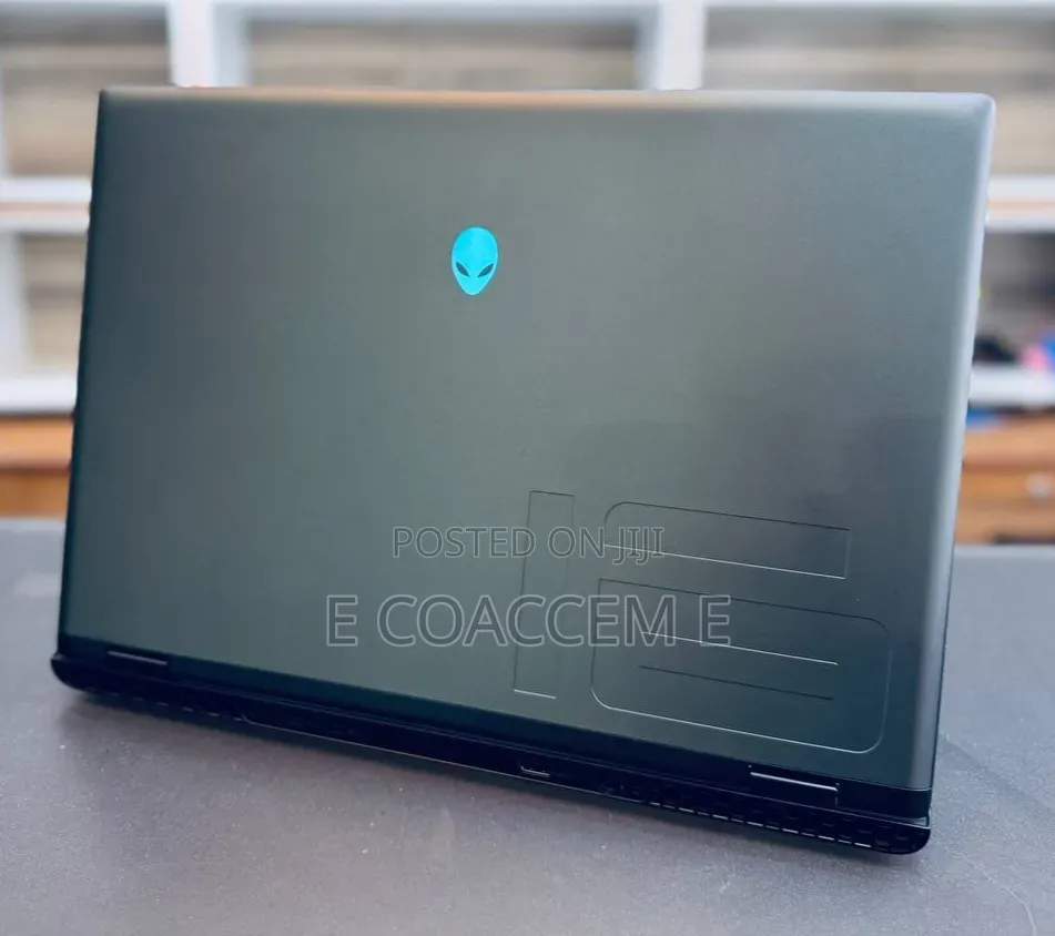 New Laptop Alienware M15 R4 16GB Intel Core Ultra 9 SSD 1T