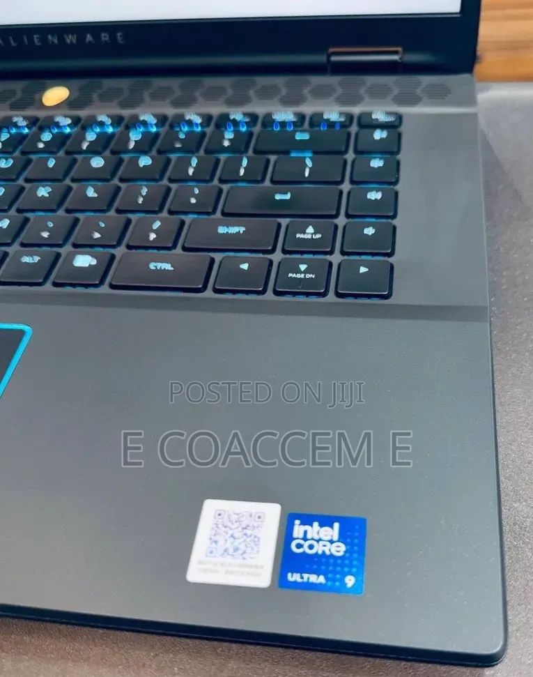 New Laptop Alienware M15 R4 16GB Intel Core Ultra 9 SSD 1T