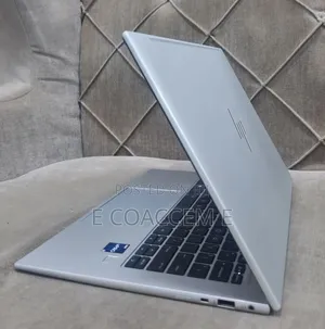 New Laptop HP 16GB Intel Core i7 SSD 512GB