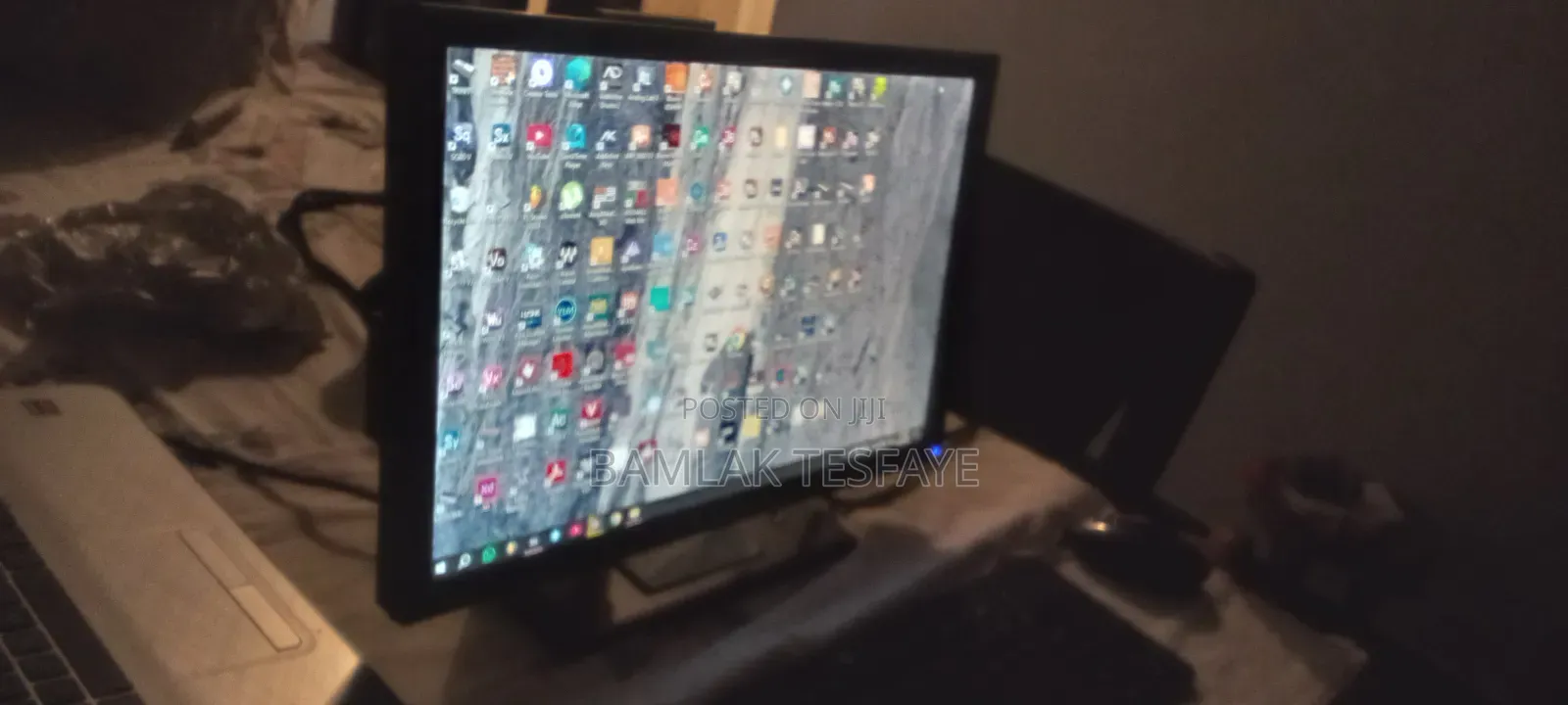 Dell Monitor 21 inches