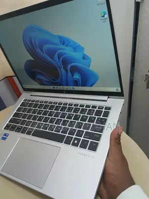 New Laptop HP EliteBook 840 16GB Intel Core i7 SSD 512GB