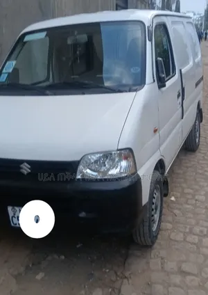 Suzuki Eeco 2023 Off white