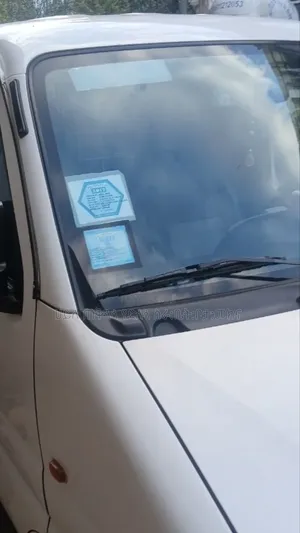 Suzuki Eeco 2023 Off white