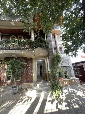 4bdrm House in Yeka for rent