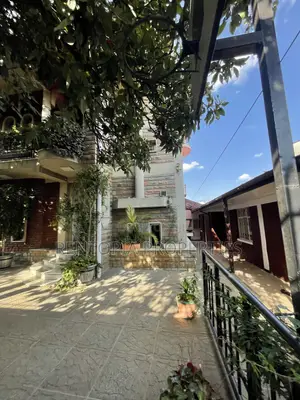 4bdrm House in Yeka for rent