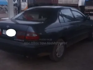 Toyota Carina E 1996 Maroon